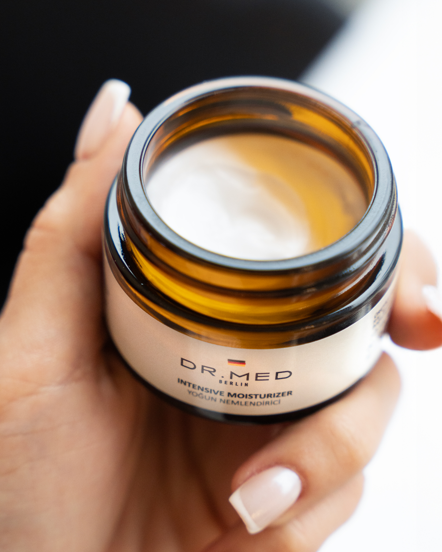 Dr. Med — Facial Care Products project frame