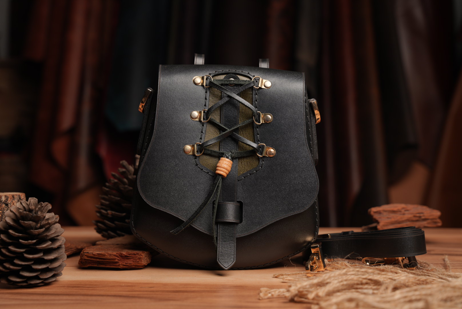 Alloro leather— Leather Collection project frame