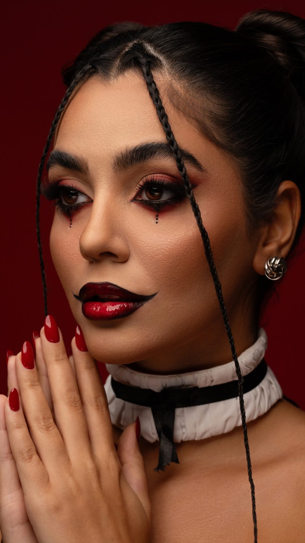 Red Beauty — Graphic Presence project frame